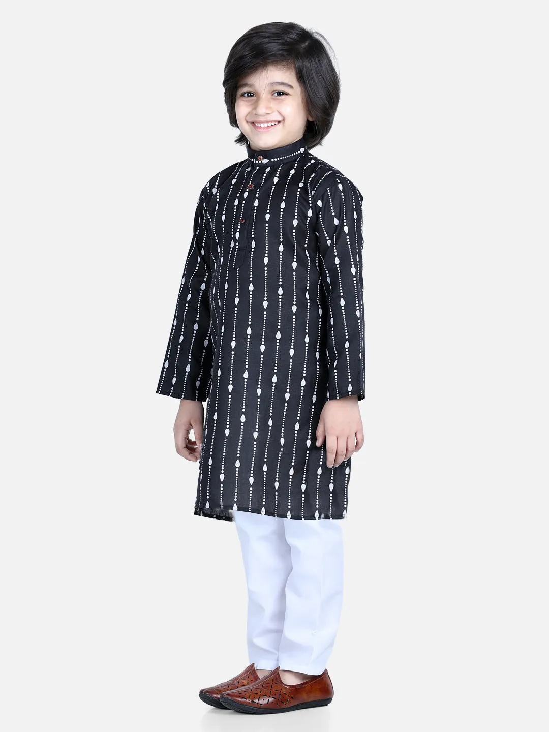 Boy's Black Color Printed Full Sleeve Cotton Kurta Pajama  - NOZ2TOZ KIDS