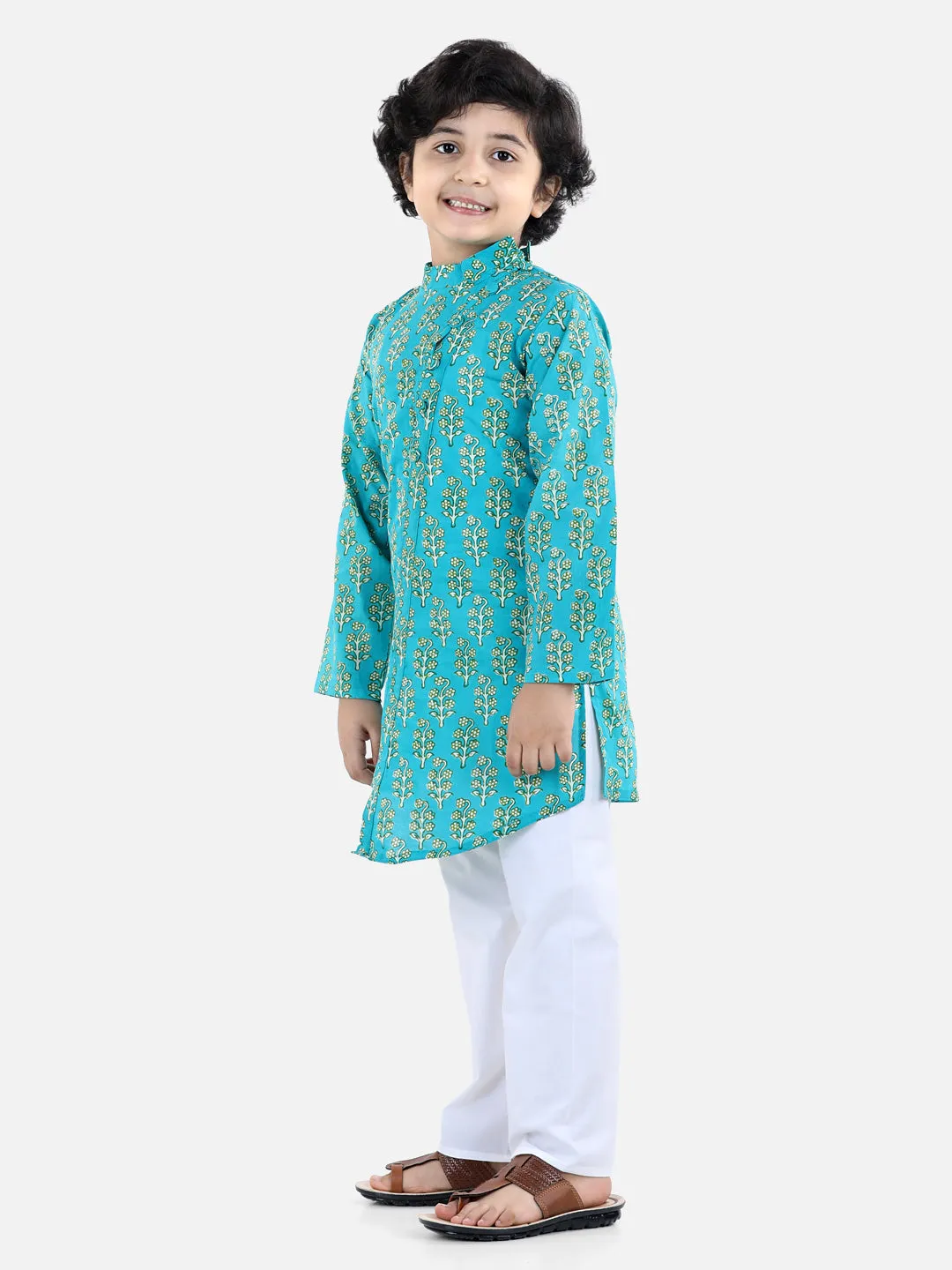 Cotton Printed Asymmetric Front Open Kurta Pyjama- Green