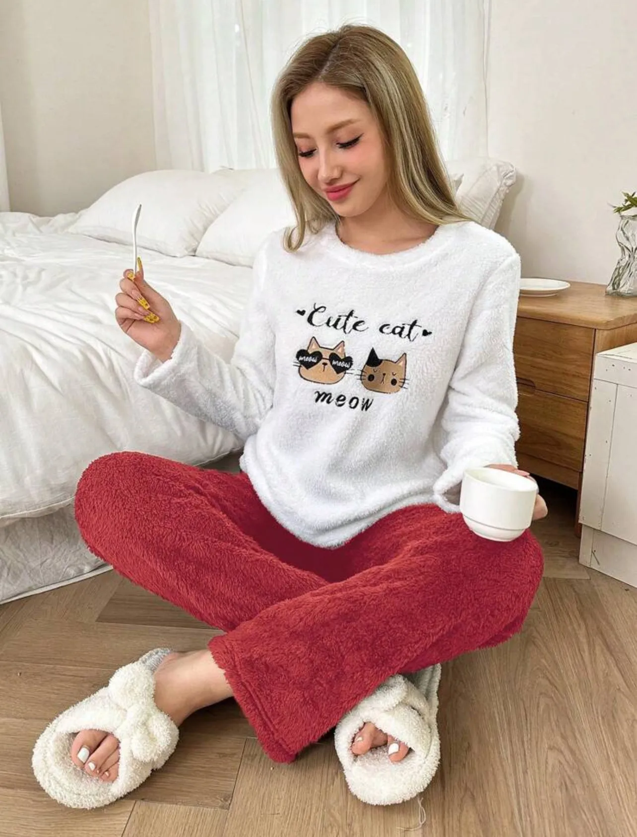 Cute Cat Meow Flannel Pajama Set