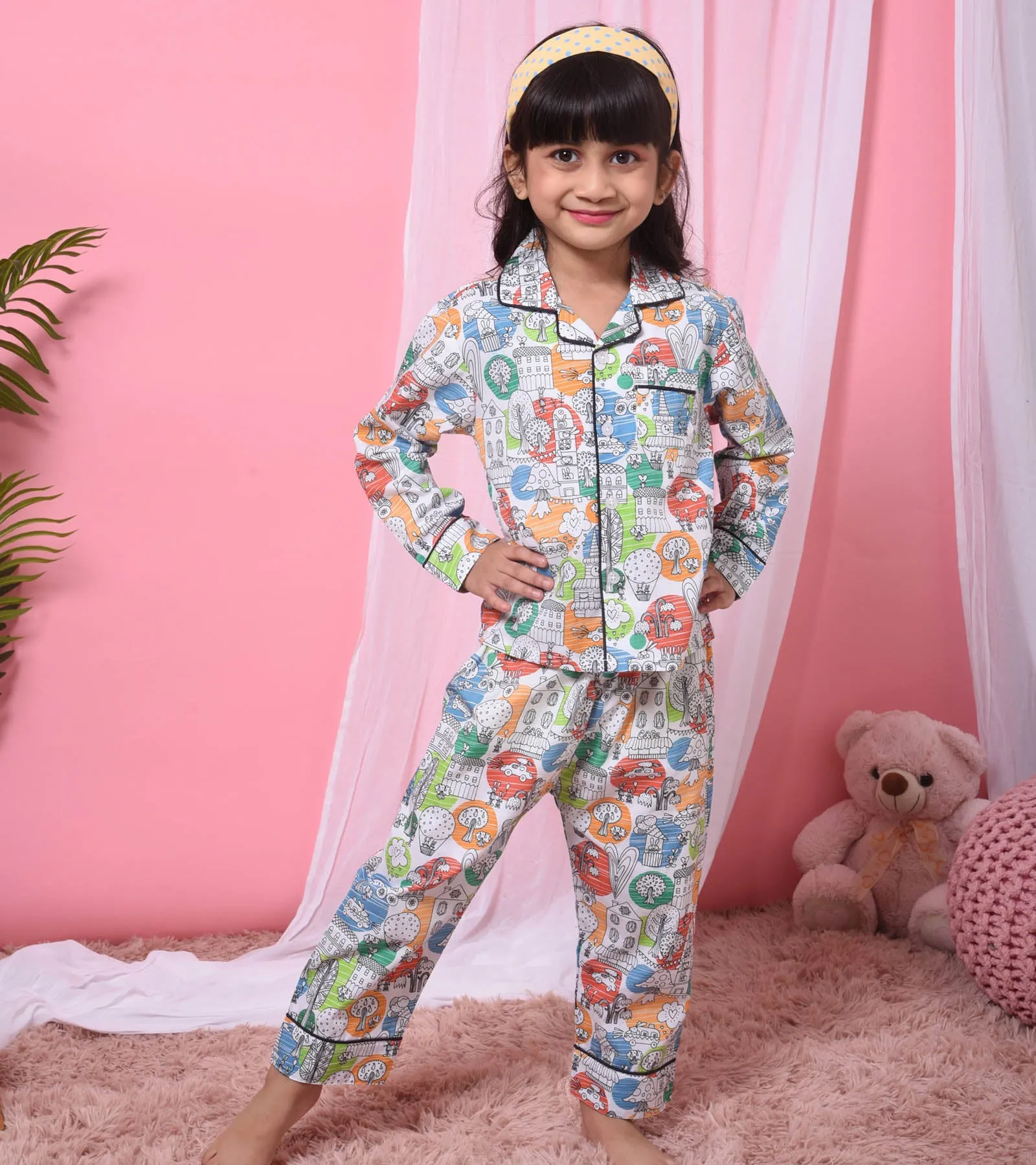 Dooodling Art Printed Girls Nightsuit Set