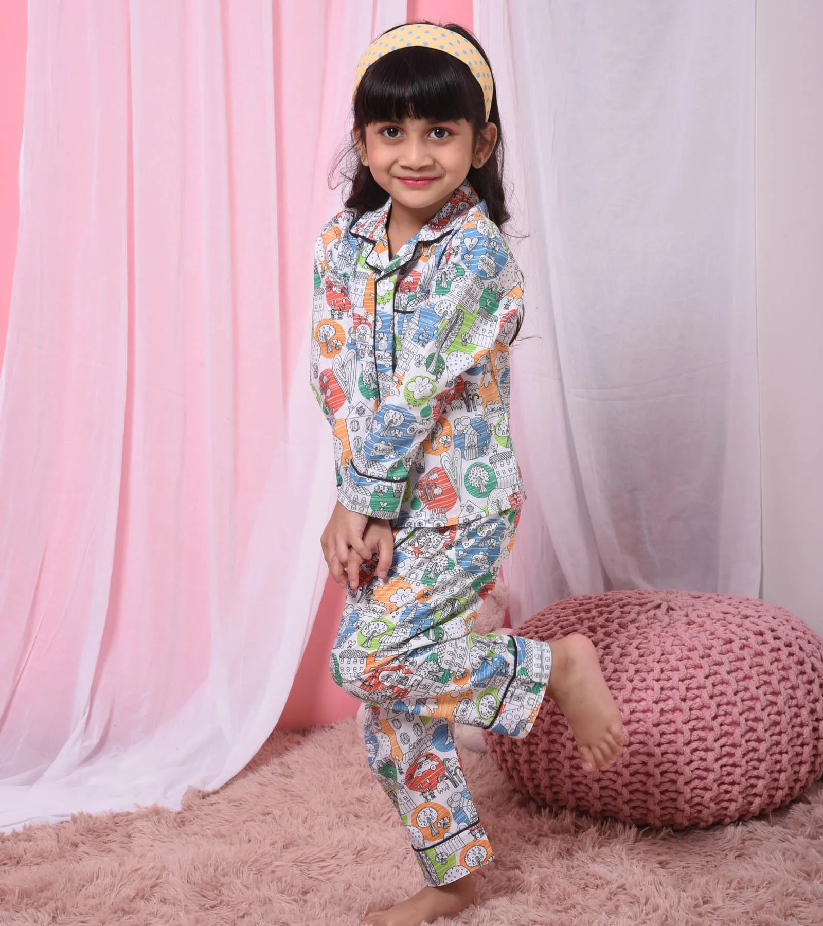 Dooodling Art Printed Girls Nightsuit Set