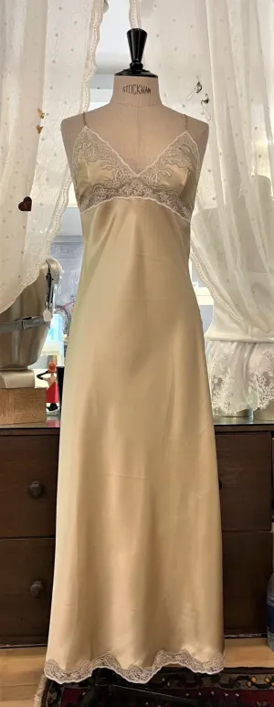 Grace Full Length Nightgown (in stock, 3-day dispatch)