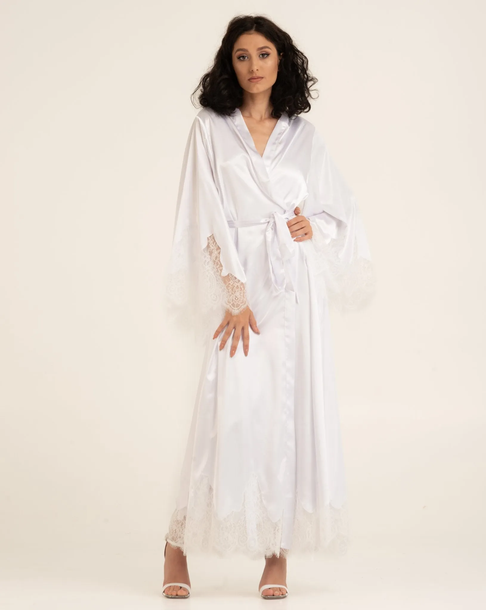 Latifa Bridal Robe and Nightgown Set