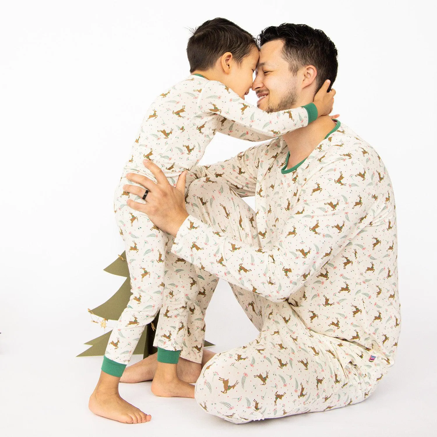 merry and bright modal magnetic no drama pajama long sleeve set